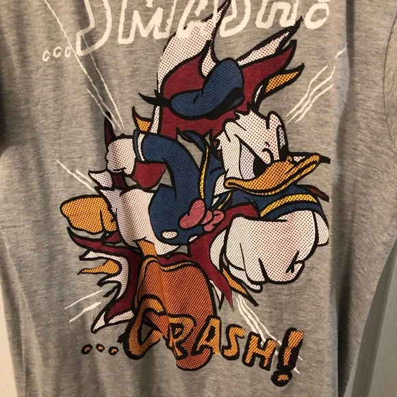 Donald Duck Smash Graphic Tee - Picture 2 of 3
